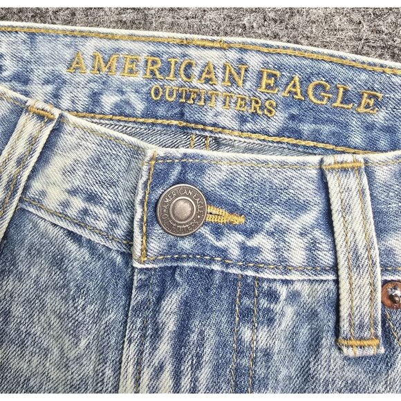 American Eagle Mens Original Bootcut Jeans 30x32 Light Acid Wash 100% Cotton - Picture 2 of 8